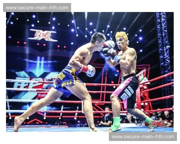 铁拳撞击飓风：当“酷刑者”顾辉遇见“天王”克劳斯，谁才是擂台的终极主宰？